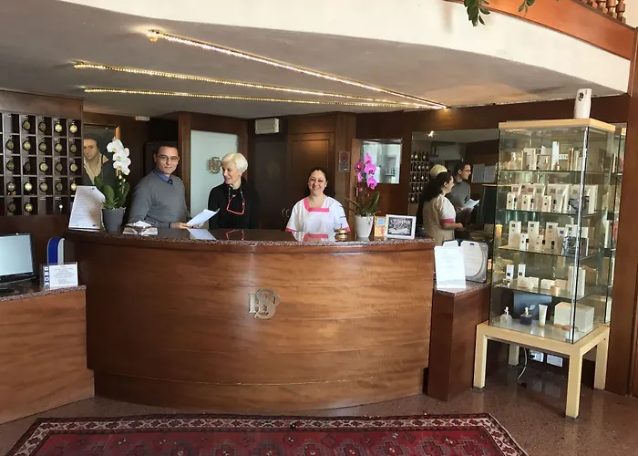 Shelley E Delle PalmeAlbergo